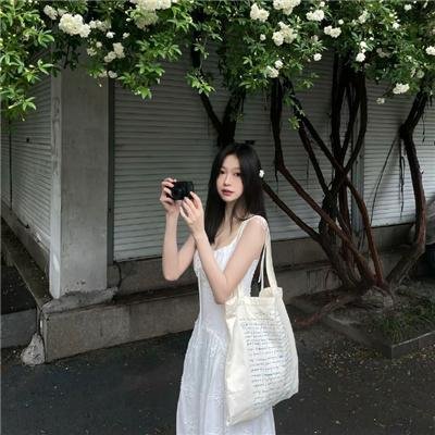 桥上的女孩
